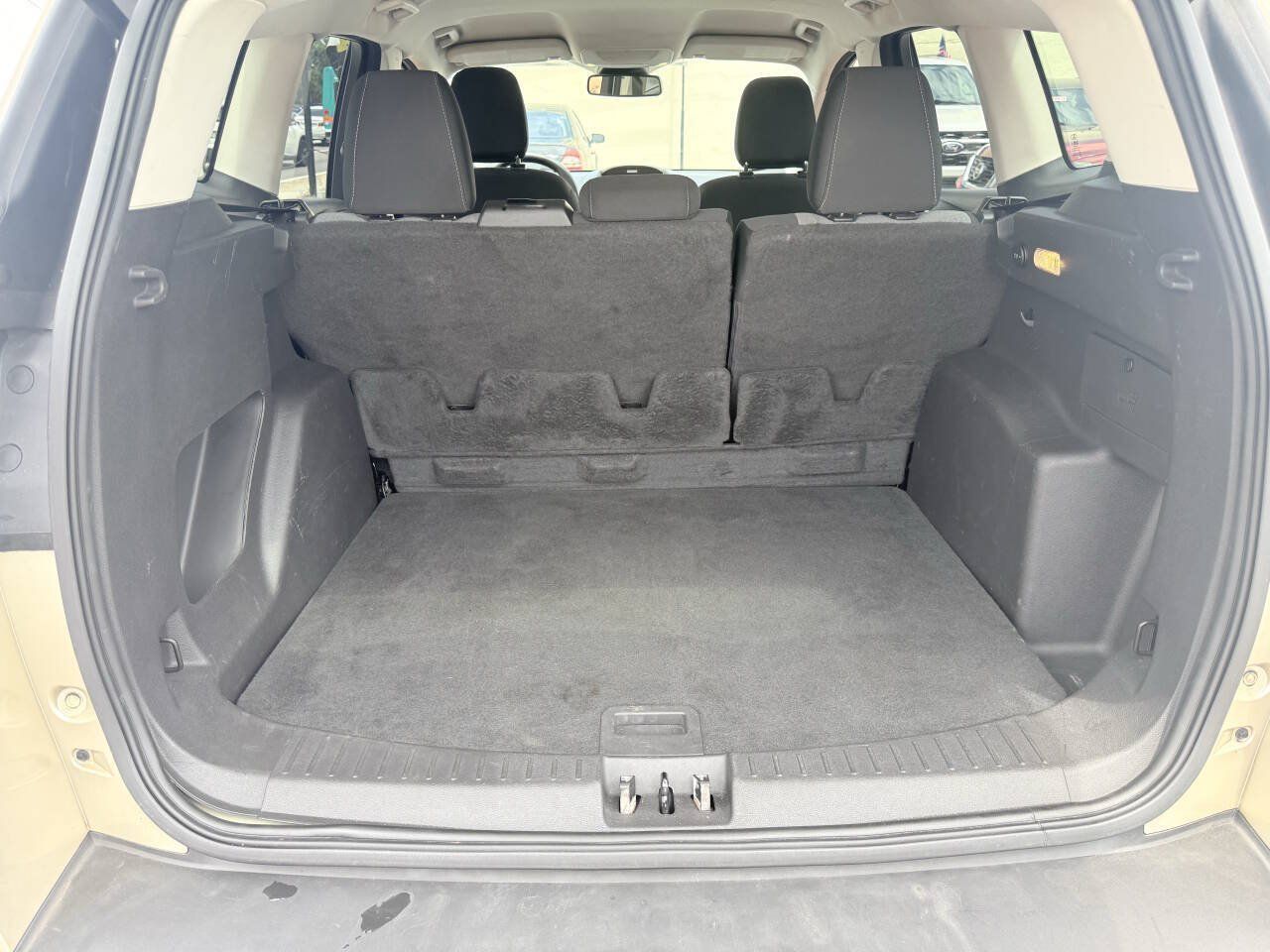 Used 2018 Ford Escape SE w/ Ford Safe & Smart Package AWD/4WD image 27