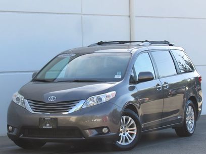 Used 2016 Toyota Sienna XLE w/ XLE Navigation Package