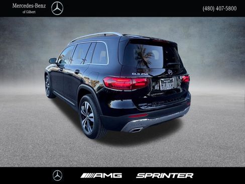 Certified 2025 Mercedes-Benz GLB 250 image 4