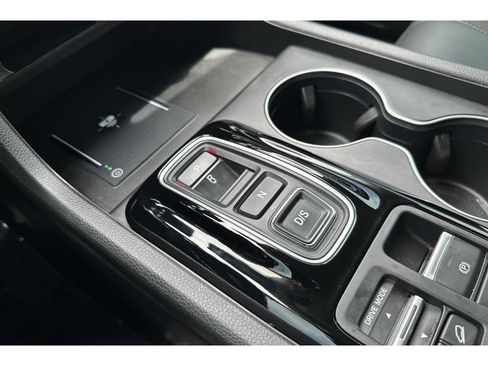 Used 2025 Honda Pilot EX-L image 35