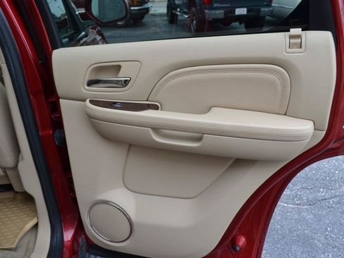 Used 2014 Cadillac Escalade Premium AWD/4WD image 47
