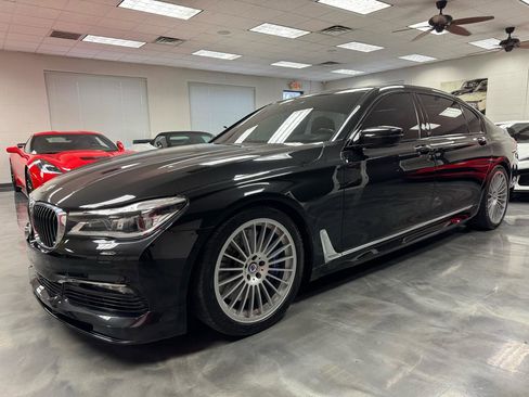 Used 2018 BMW ALPINA B7 xDrive AWD/4WD image 23