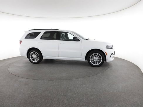 Used 2024 Dodge Durango GT image 15