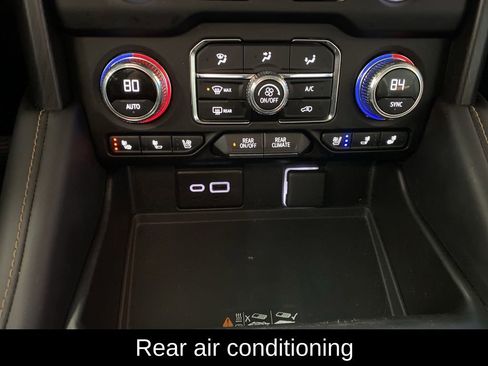 Used 2024 GMC Yukon AT4 w/ Max Trailering Package image 7