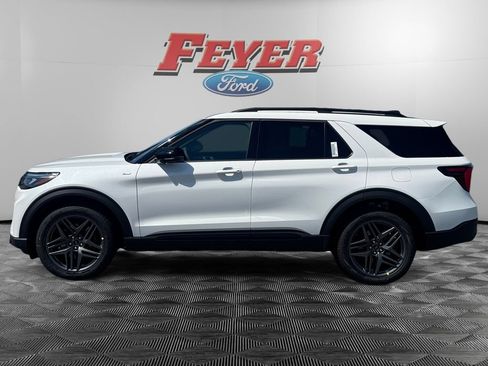 New 2026 Ford Explorer ST-Line w/ ST-Line Street Pack AWD/4WD image 2
