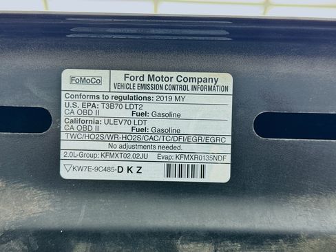 Used 2019 Ford Edge Titanium image 21