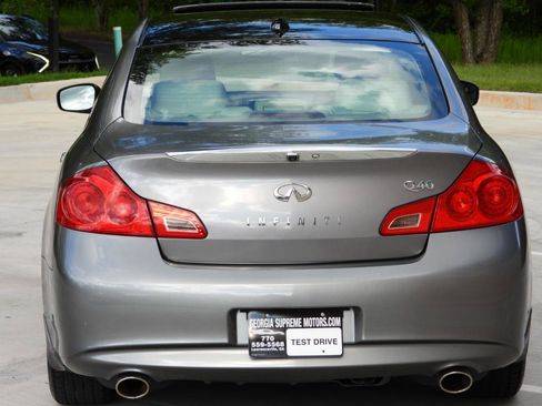 Used 2015 INFINITI Q40 w/ Moonroof Package RWD image 21