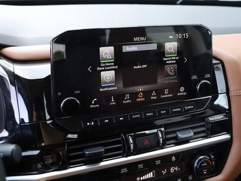Certified 2025 Nissan Pathfinder Platinum AWD/4WD image 18