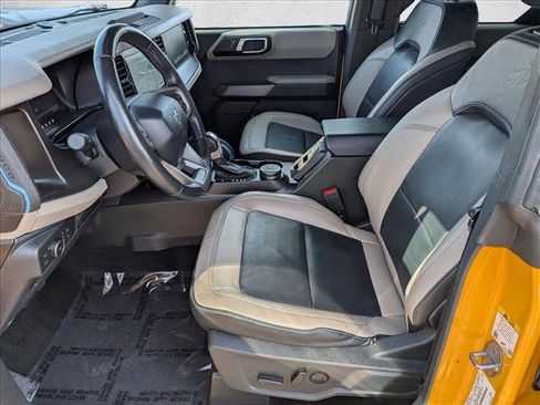 Used 2022 Ford Bronco Wildtrak image 17