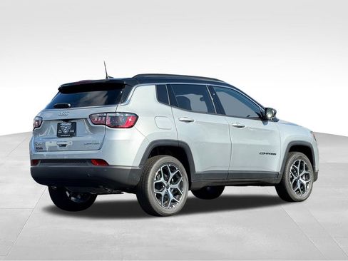 New 2026 Jeep Compass Limited AWD/4WD image 7