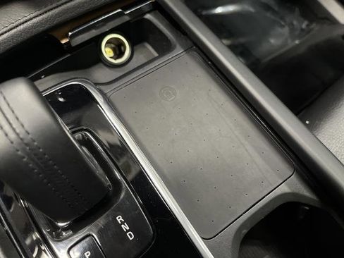 Used 2021 Volvo XC90 T8 Inscription Expression w/ Advanced Package image 25