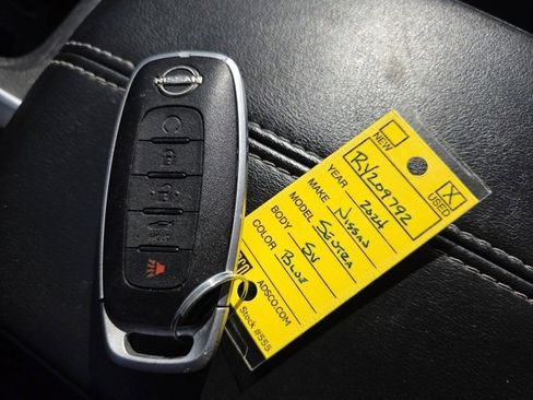 Used 2024 Nissan Sentra SV w/ All-Weather Package image 16