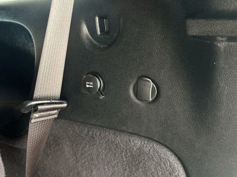 Certified 2023 Dodge Durango GT image 32