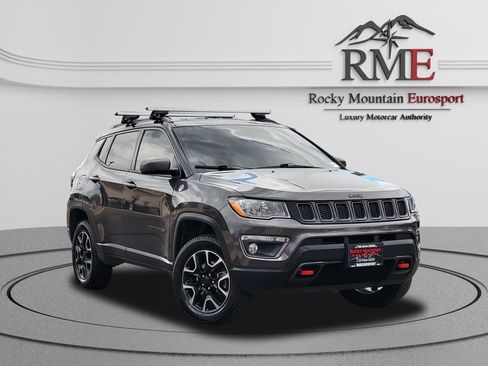 Used 2019 Jeep Compass Trailhawk w/ Cold Weather Group AWD/4WD image 1