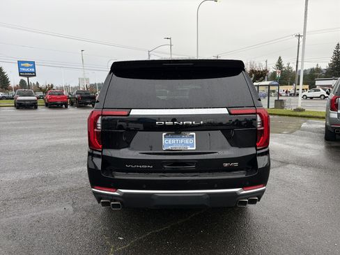 Certified 2025 GMC Yukon Denali image 4