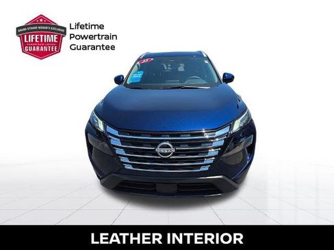 Certified 2025 Nissan Rogue SV w/ SV Premium Package FWD image 5