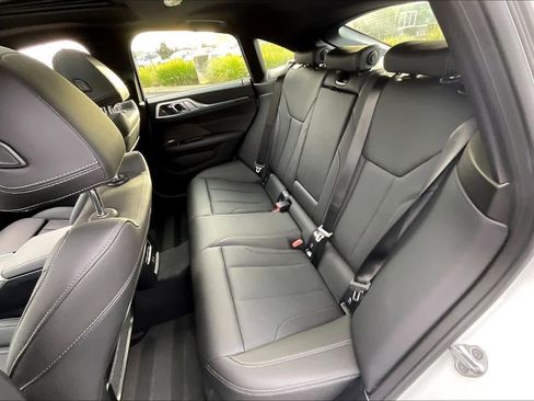 Certified 2023 BMW i4 eDrive35 image 29