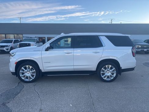 Used 2021 Chevrolet Tahoe High Country image 1