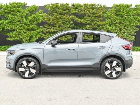 Used 2023 Volvo C40 P8 Recharge Ultimate AWD/4WD image 7