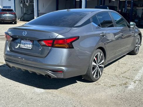Used 2021 Nissan Altima 2.5 SR image 5