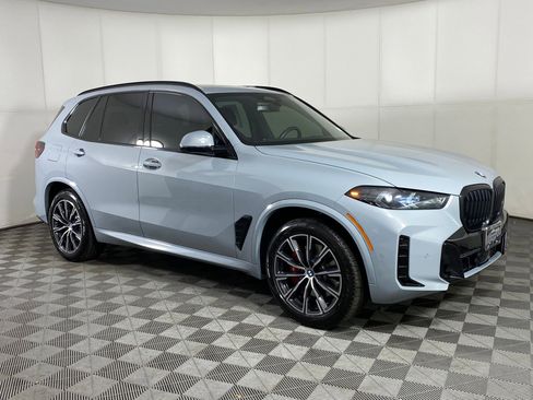 Certified 2025 BMW X5 xDrive40i w/ M Sport Package image 7