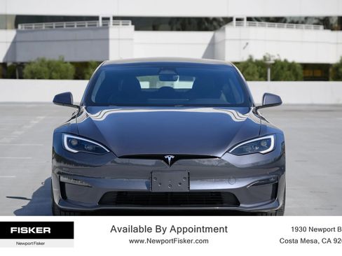 Used 2023 Tesla Model S Standard Range image 2