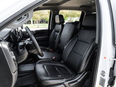 Used 2020 Chevrolet Silverado 2500 W/T w/ WT Convenience Package image 4