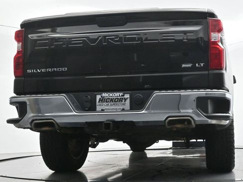 Used 2022 Chevrolet Silverado 1500 LT AWD/4WD image 48