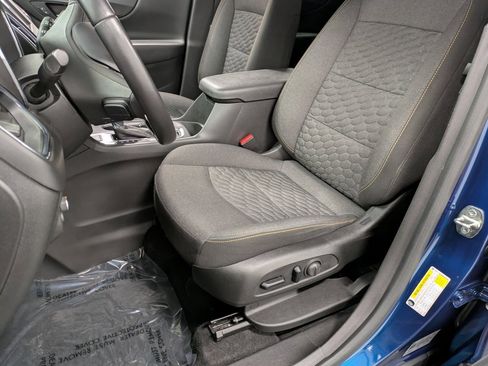 Used 2021 Chevrolet Equinox LT image 9