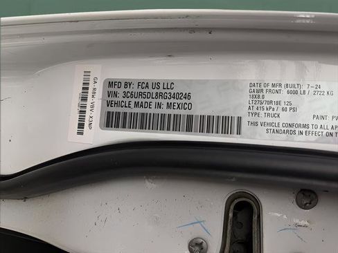 Used 2024 RAM 2500 Big Horn image 25