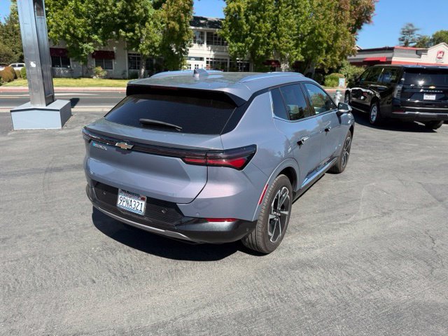 Used 2024 Chevrolet Equinox EV LT w/ Active Safety Package 3 FWD image 6