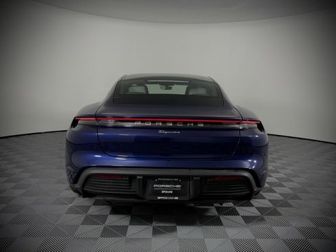 New 2024 Porsche Taycan image 9
