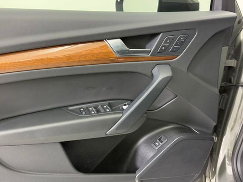 Certified 2023 Audi Q5 2.0T Premium w/ Convenience Package image 14