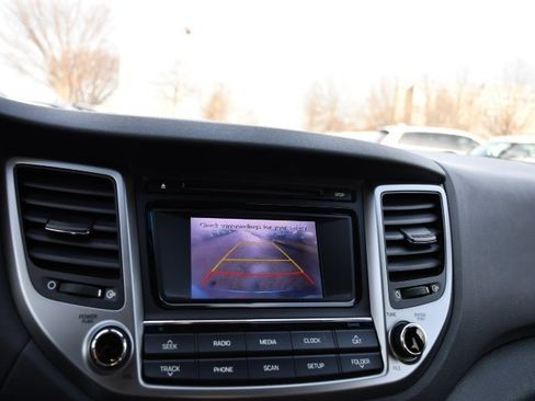 Used 2017 Hyundai Tucson SE image 14