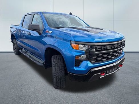 Used 2022 Chevrolet Silverado 1500 Custom Trail Boss AWD/4WD image 5