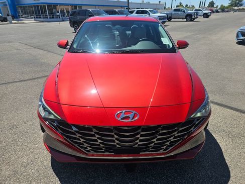 Used 2021 Hyundai Elantra Limited FWD image 8