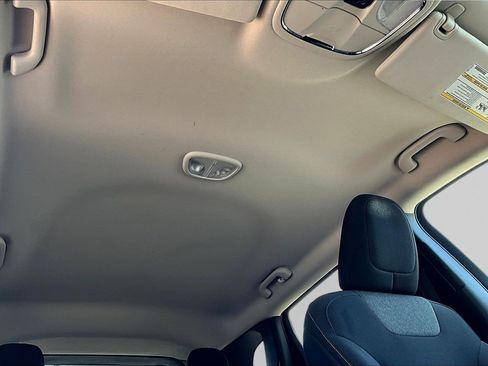 Used 2014 Jeep Cherokee Latitude AWD/4WD image 26