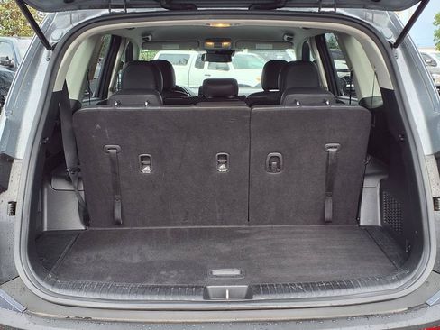 Used 2020 Kia Telluride LX FWD image 19