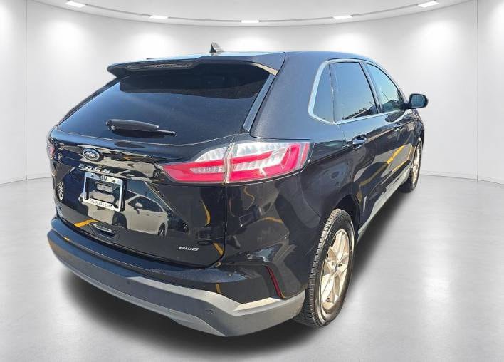 Used 2022 Ford Edge SEL AWD/4WD image 5