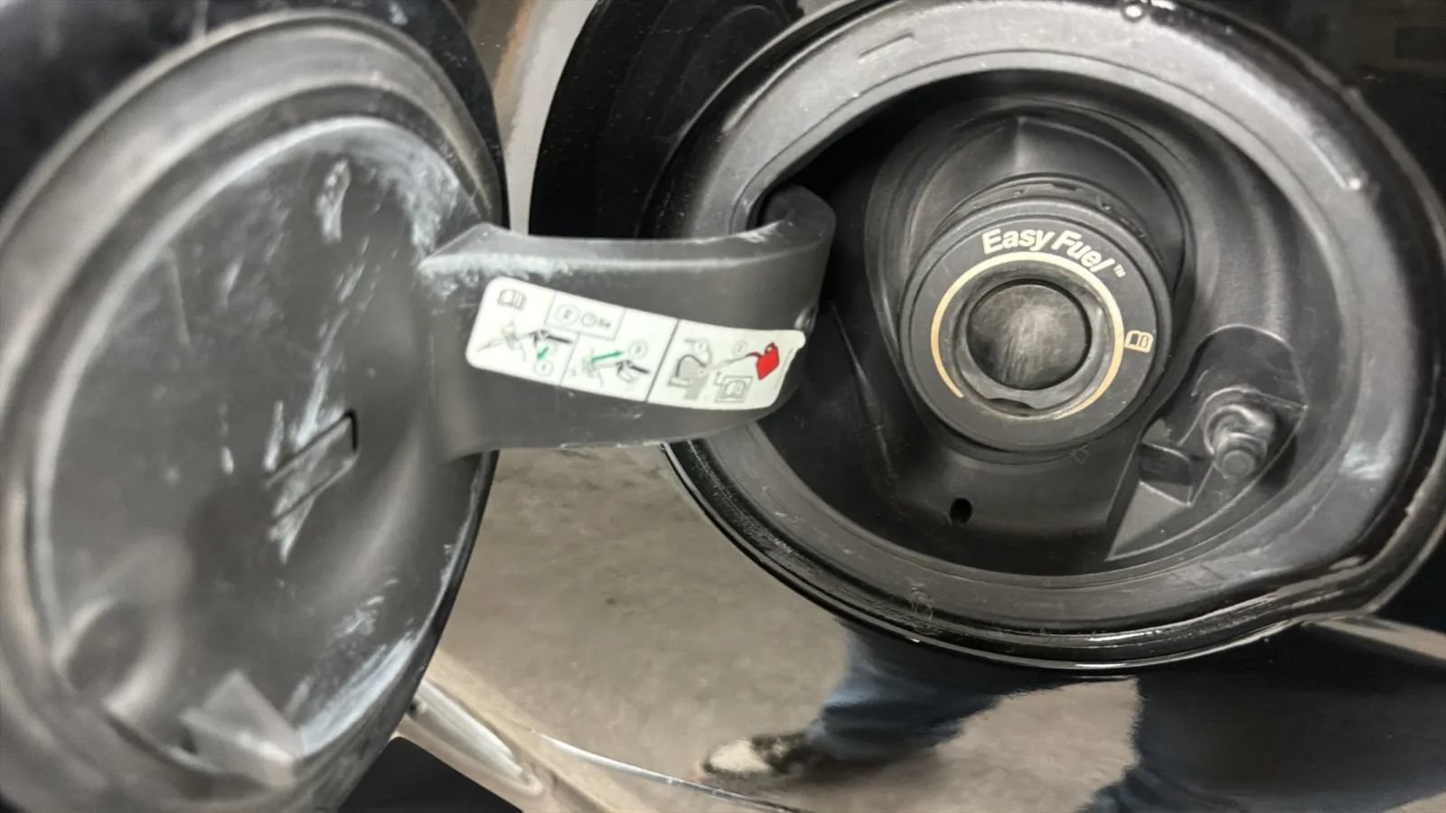 Used 2022 Ford Mustang Premium RWD image 30