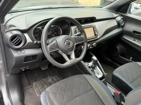 Used 2018 Nissan Kicks S w/ Exterior Package FWD image 22