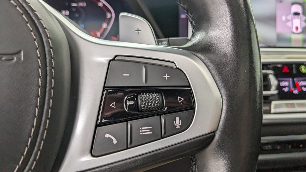 Used 2020 BMW X7 M50i AWD/4WD image 36