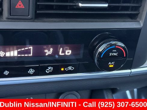Used 2024 Nissan Rogue SV FWD image 30