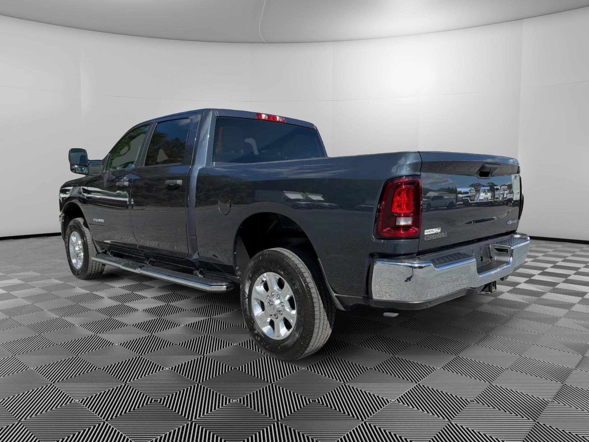 Used 2026 RAM 2500 Big Horn AWD/4WD image 3