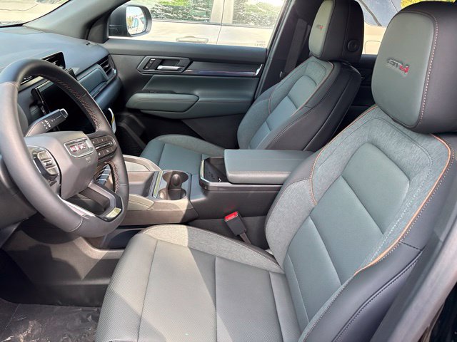 New 2027 GMC Terrain AT4 w/ Technology Package II AWD/4WD image 4
