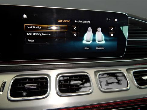 Used 2023 Mercedes-Benz GLE 53 AMG GLE 53 AMG image 30