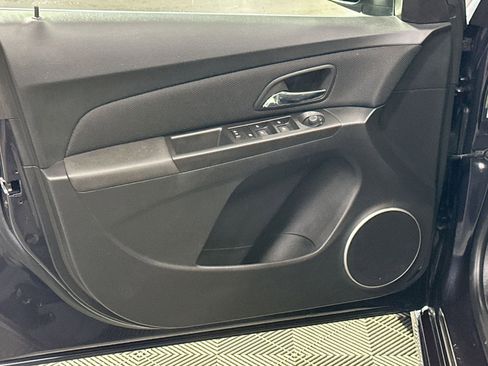 Used 2015 Chevrolet Cruze LTZ w/ Sun, Sound and Sport Package image 15