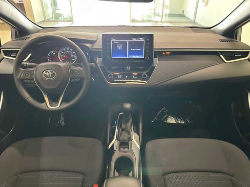 Certified 2021 Toyota Corolla SE w/ SE Premium Package FWD image 10