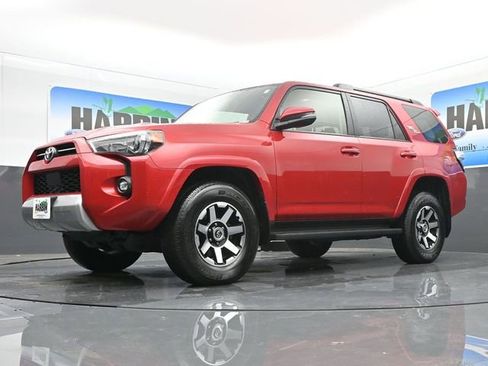 Used 2024 Toyota 4Runner TRD Off-Road Premium image 20