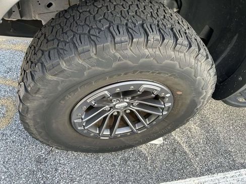 Used 2020 Ford F150 Raptor w/ Equipment Group 802A Luxury AWD/4WD image 8